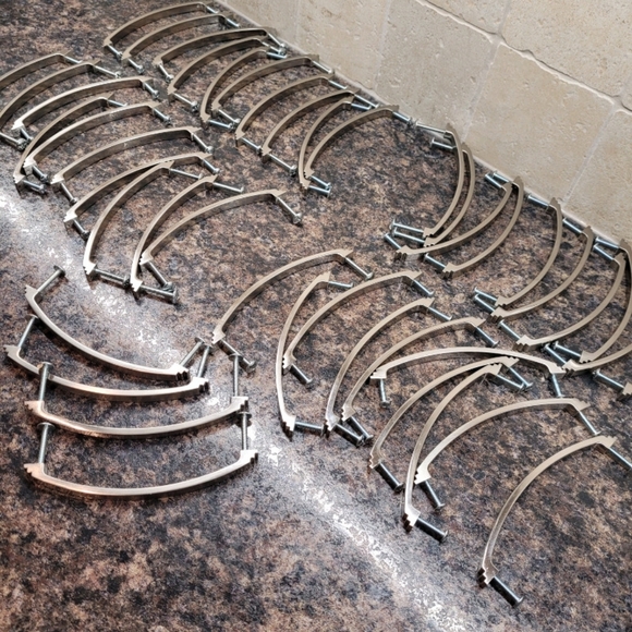 Cabinet & Drawer Hardware - Picture 4 of 4